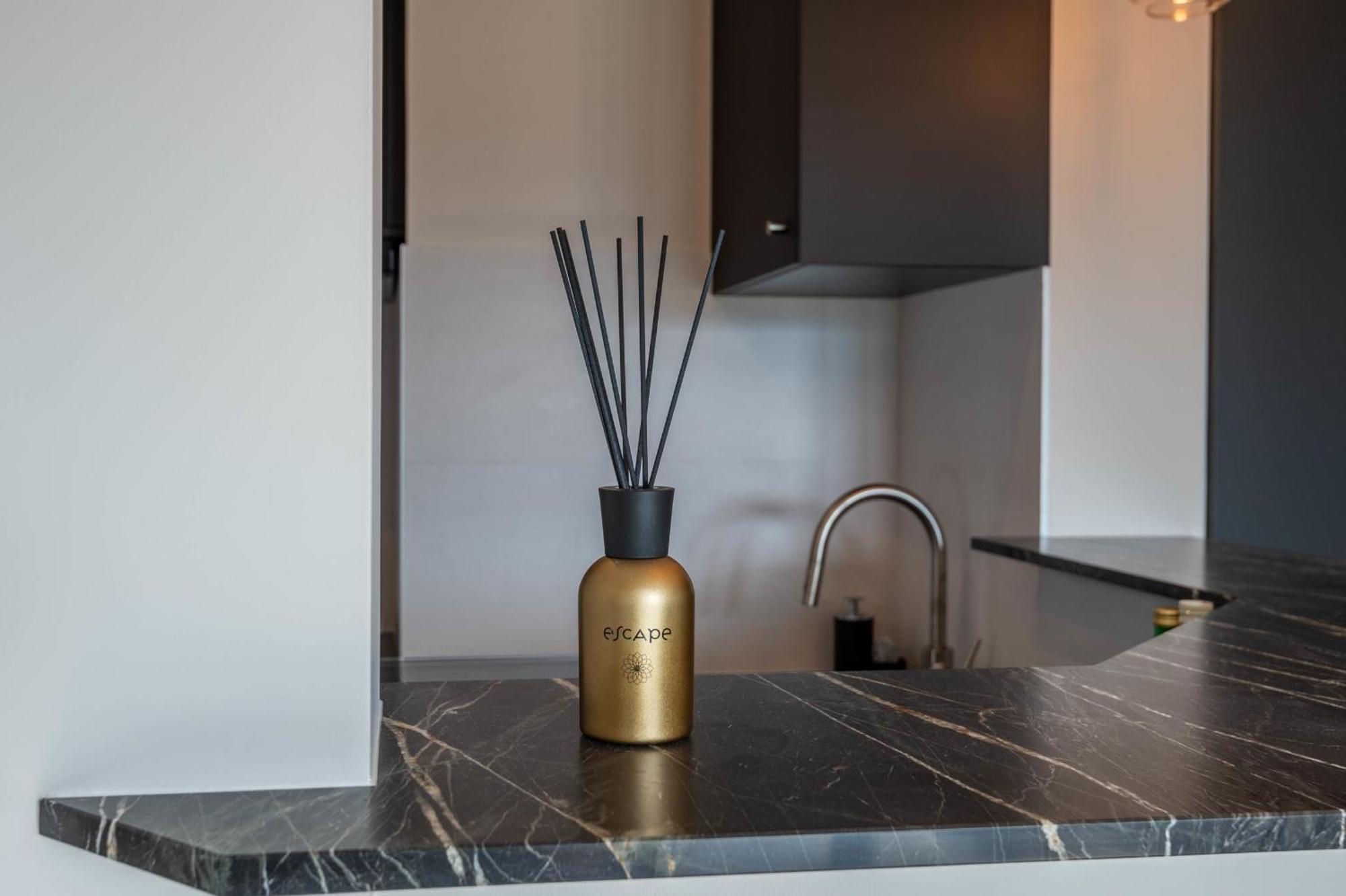 Le Beau Marcy - Contemporary City Centre Flat Анси Екстериор снимка