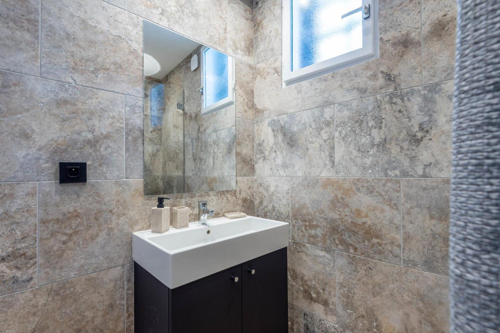 Le Beau Marcy - Contemporary City Centre Flat Анси Екстериор снимка